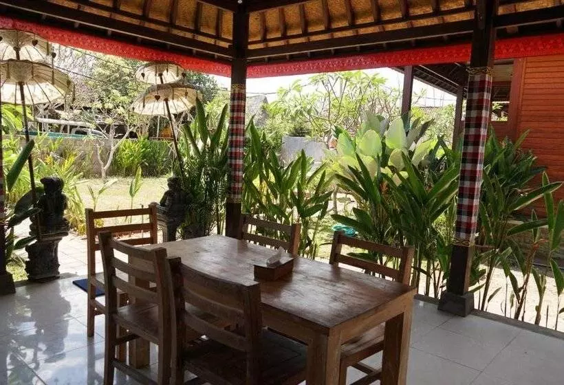 هتل Karang Buncing Lembongan