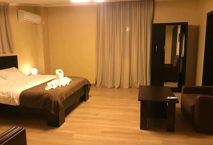 Hotelli Royal Palace