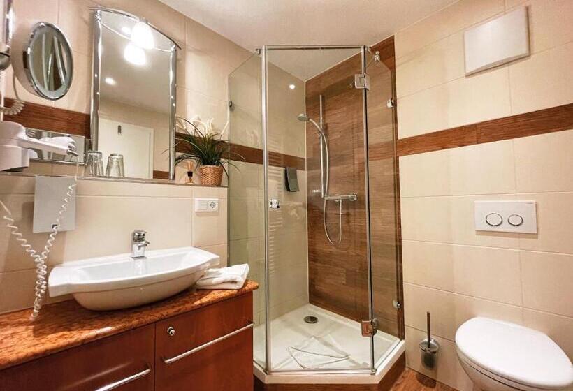 Albhotel Malakoff   House Of Nature