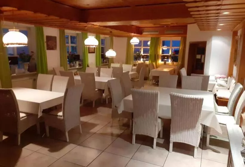 Hotelli Goldene Rose