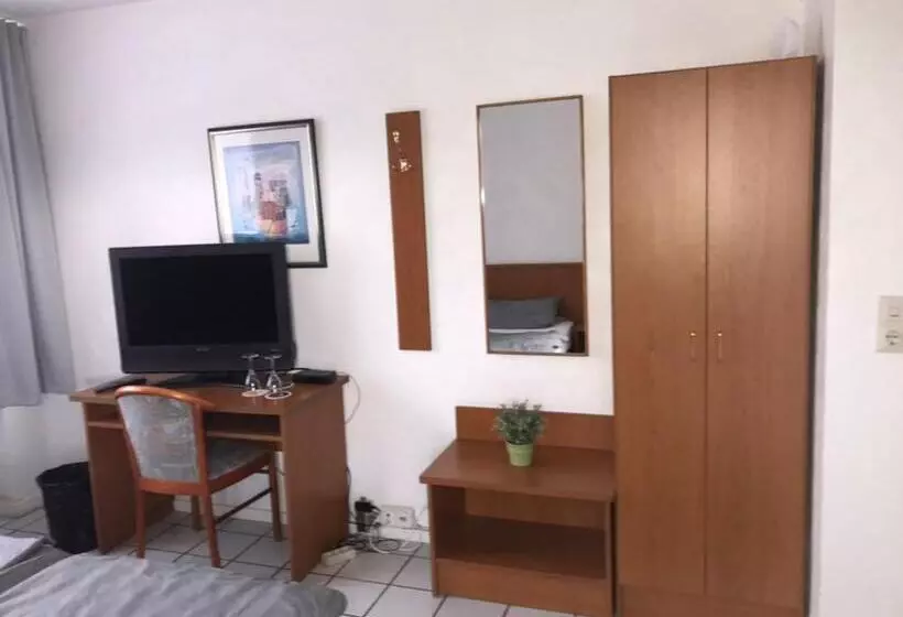 Hotelli Lipmann Am Boll