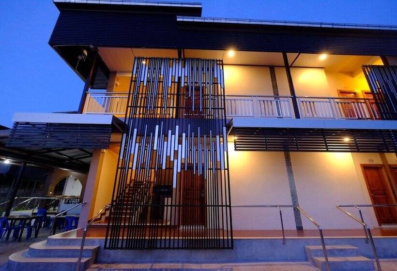 ホテル Metha Palace