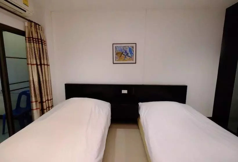 ホテル Metha Palace