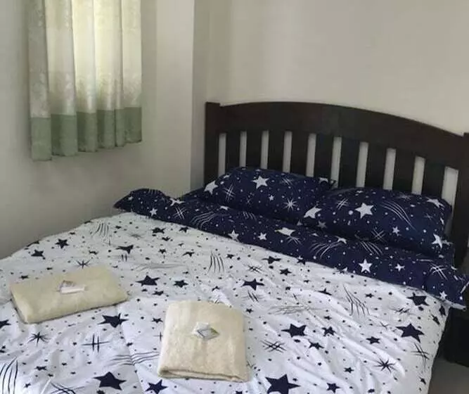 هتل Minta House
