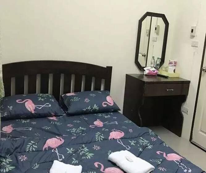 هتل Minta House