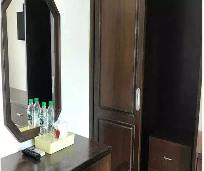 هتل Minta House