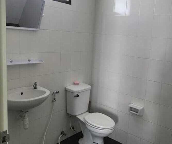 בית מלון כפרי Minta House