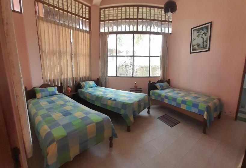 אתר נופש La Isla De Los Tucanes