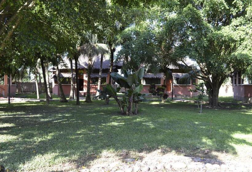 אתר נופש La Isla De Los Tucanes