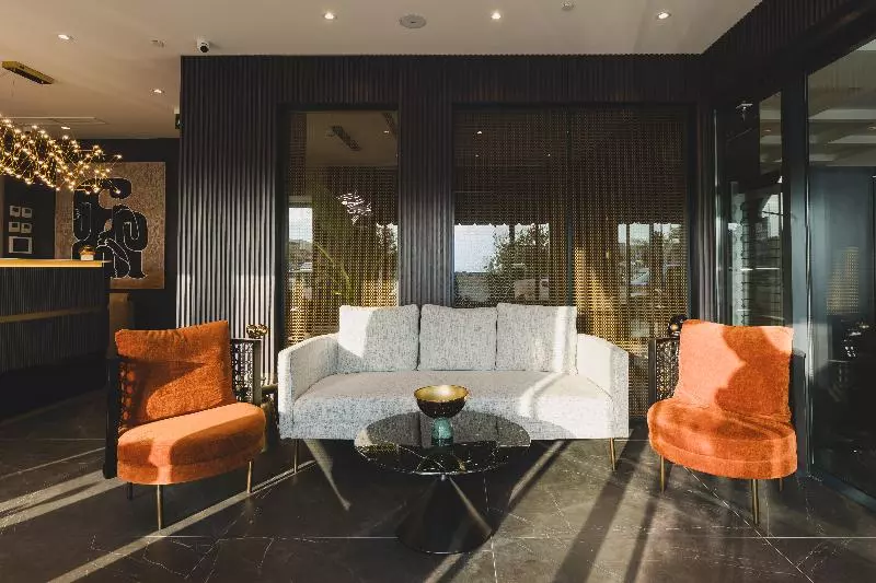 هتل Luminoso Boutique