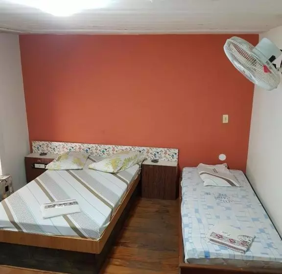 هتل Cabo Finisterra