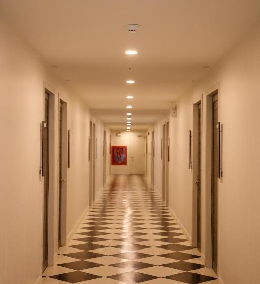 Отель Chada@nakhon