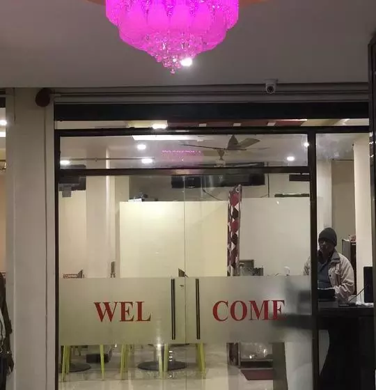 ホテル City Pearl Akola