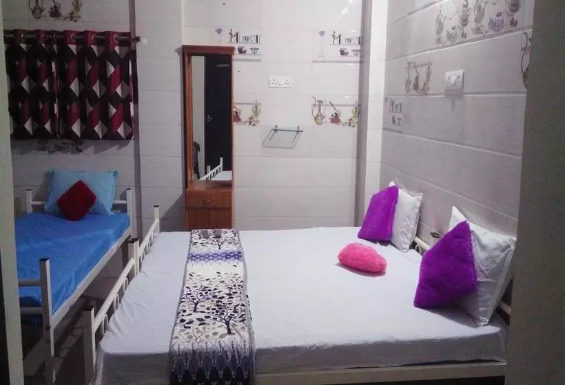 ホテル City Pearl Akola