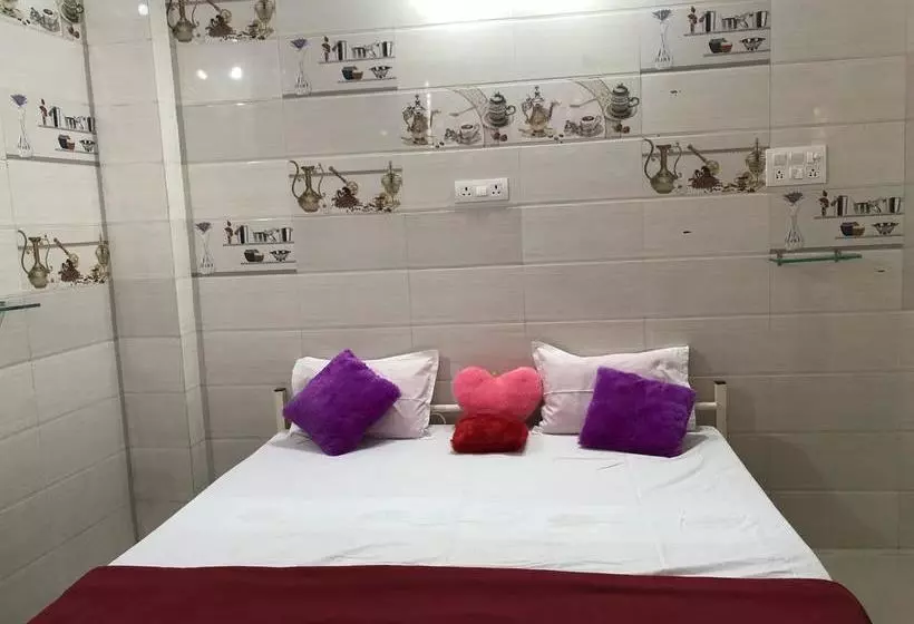 ホテル City Pearl Akola