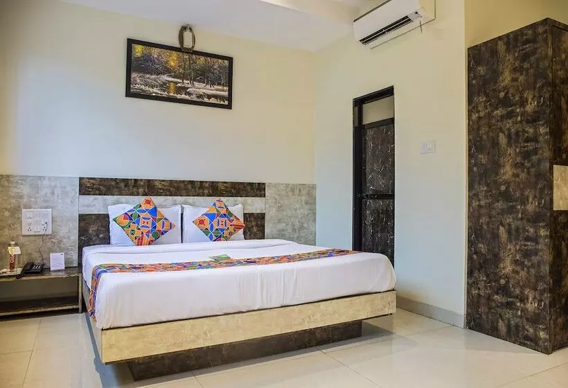 ホテル Fabexpress Embassy Grand   Nr Bkc