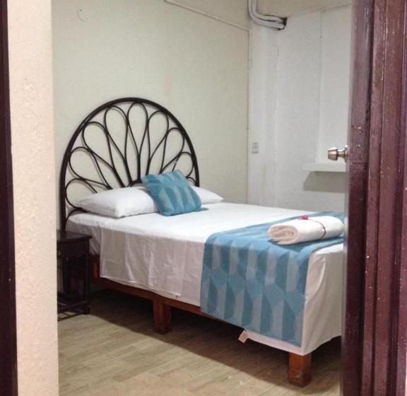 فندق Galerias Diana