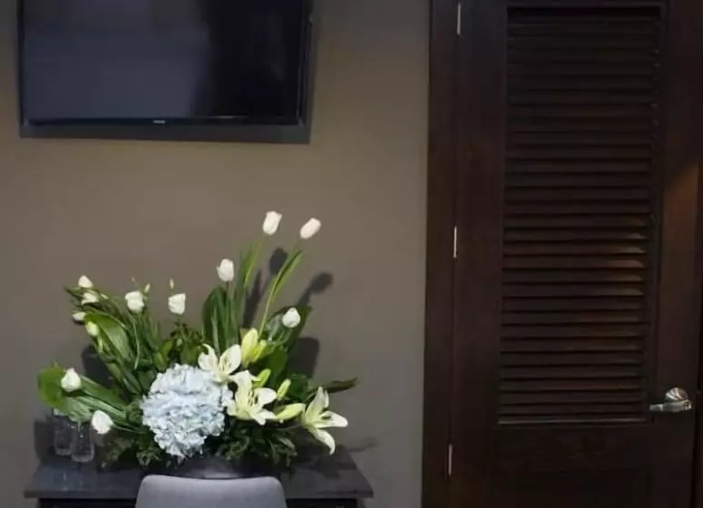 Hotelli Grand Marques