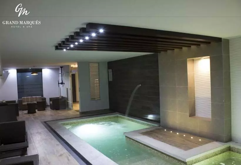 Hotelli Grand Marques