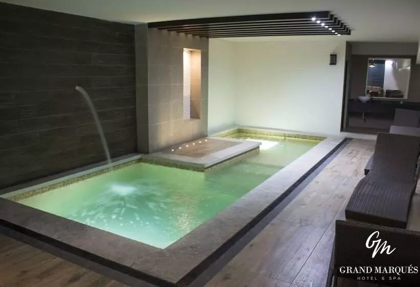 Hotelli Grand Marques