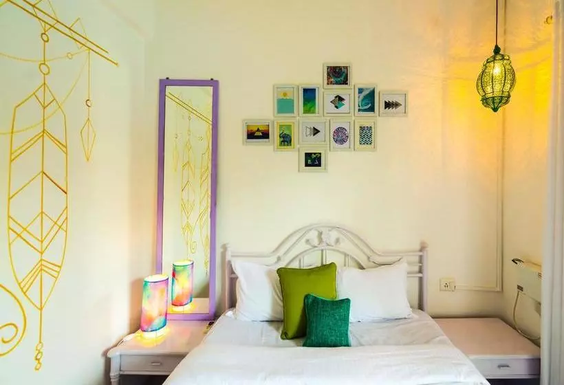 Hotelli Oyo 9788 Home 1 Bhk Near Lpk Waterfront
