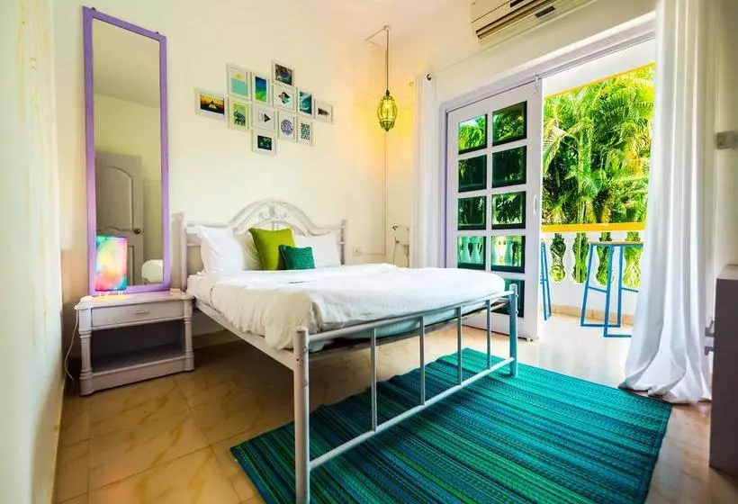 Hotelli Oyo 9788 Home 1 Bhk Near Lpk Waterfront