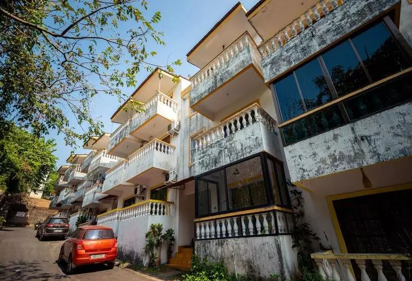 Hotelli Oyo 9788 Home 1 Bhk Near Lpk Waterfront