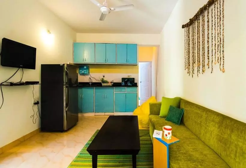 Hotelli Oyo 9788 Home 1 Bhk Near Lpk Waterfront