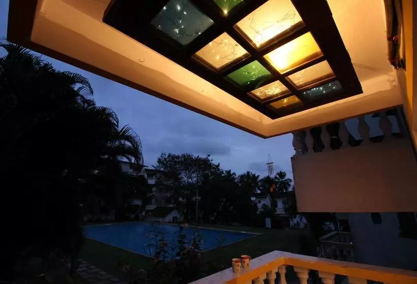 Hotelli Oyo 9788 Home 1 Bhk Near Lpk Waterfront