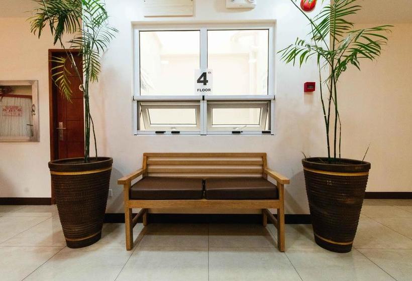 Fotos del hotel Reddoorz Premium @ Sampaloc Makati:  17