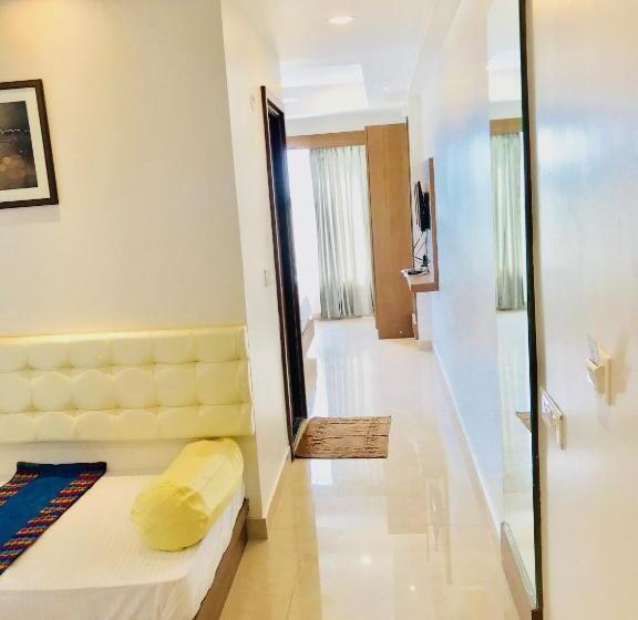 فندق Regalia Inn &suites