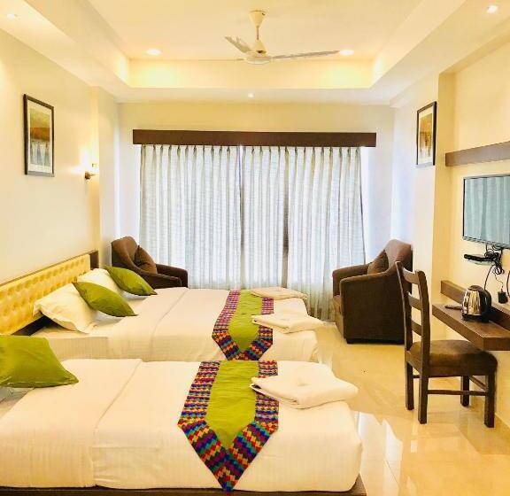 فندق Regalia Inn &suites