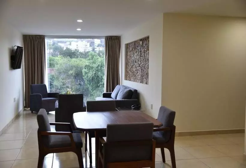 هتل Suites San Pedro