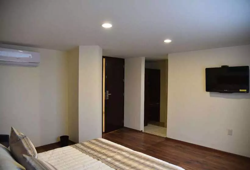 هتل Suites San Pedro