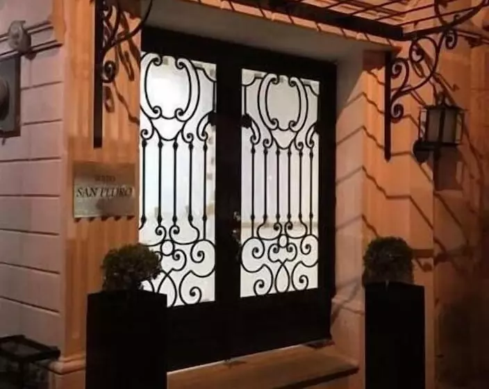 هتل Suites San Pedro