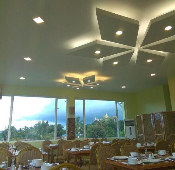 هتل Three Seasons