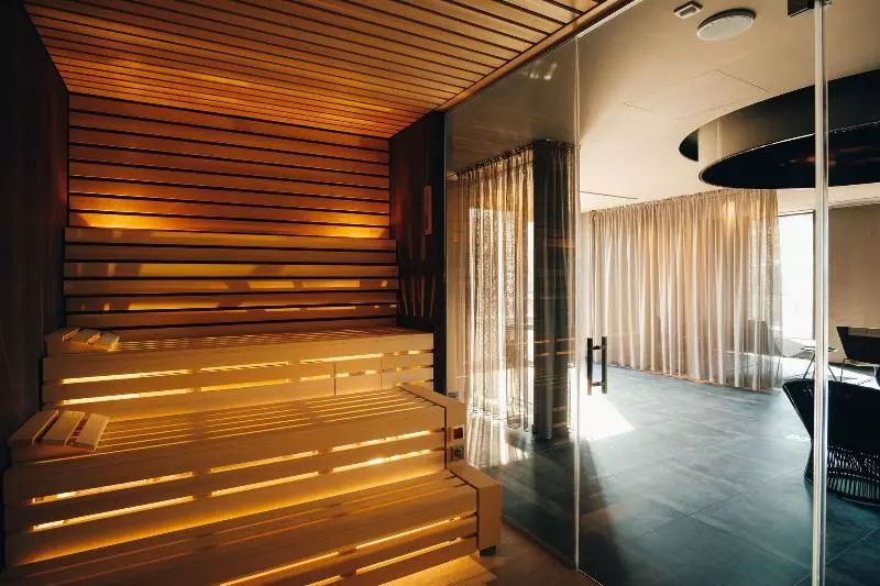 Vilotel Hotel & Restaurant