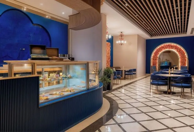 Merit Royal Gardens Hotel & Casino