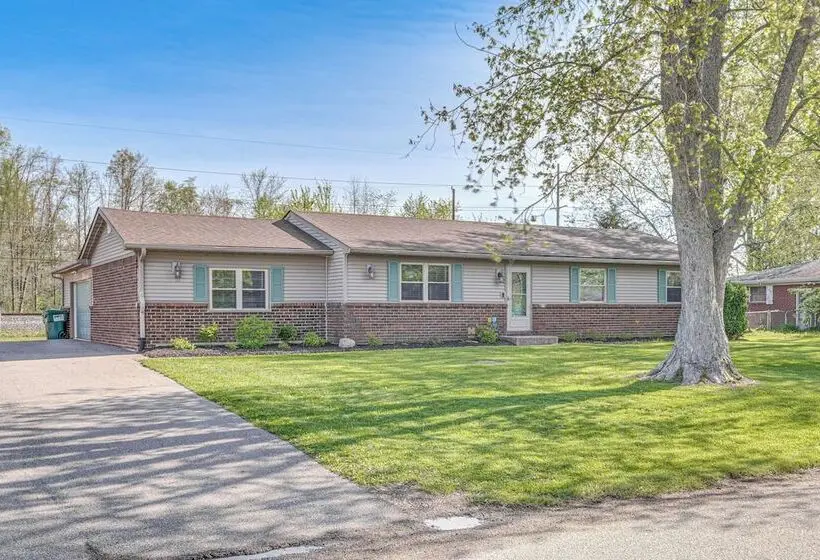 12 Mi To Indianapolis Motor Speedway: Home W/ Deck