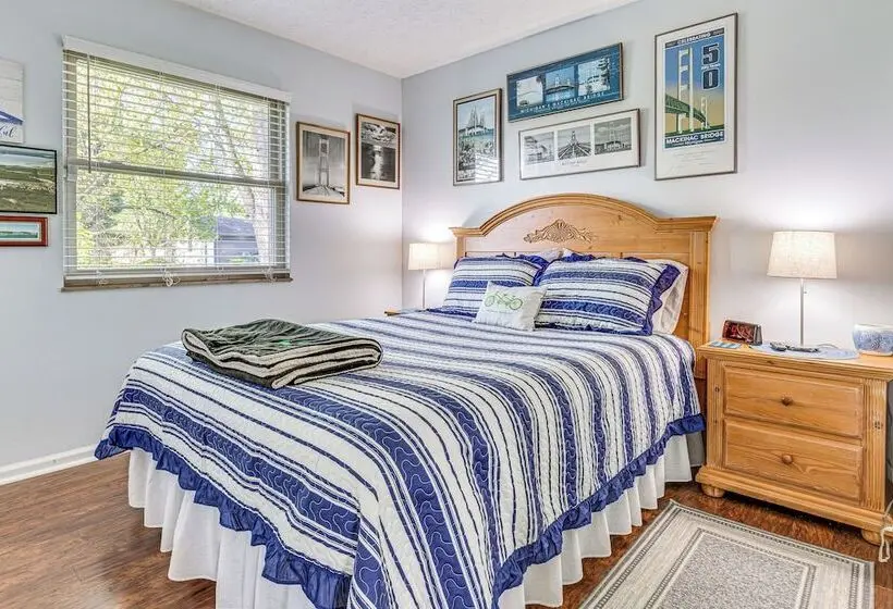 12 Mi To Indianapolis Motor Speedway: Home W/ Deck