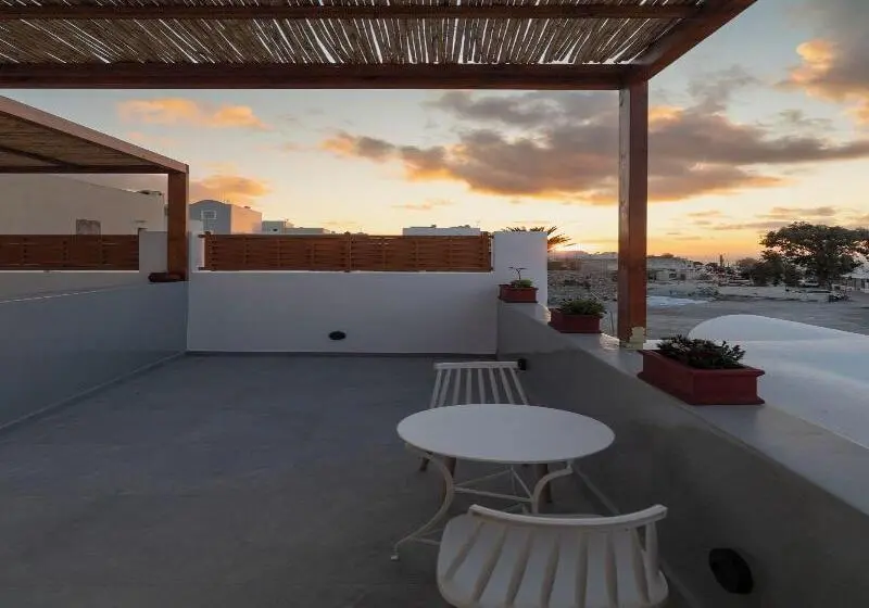 تختخواب و صبحانه Amerikanos Villas