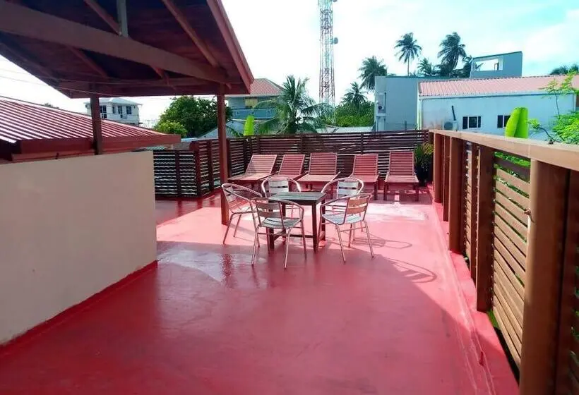 پانسیون Sea Breeze View