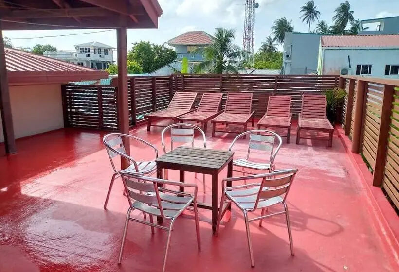 پانسیون Sea Breeze View