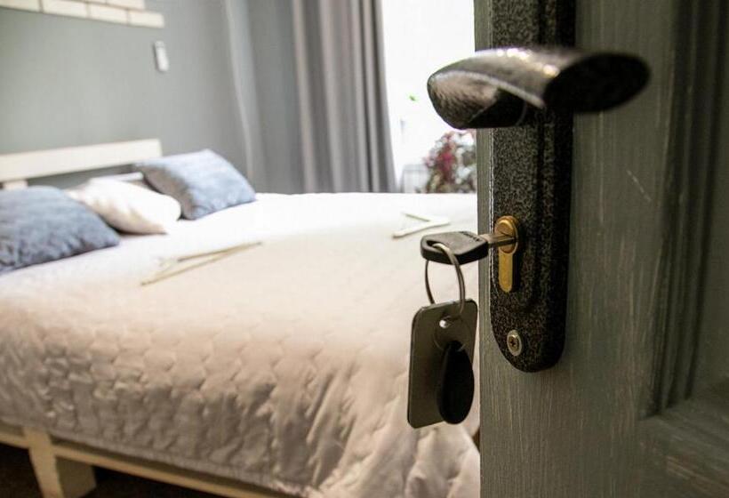 Retkeilymaja Sacvoyage