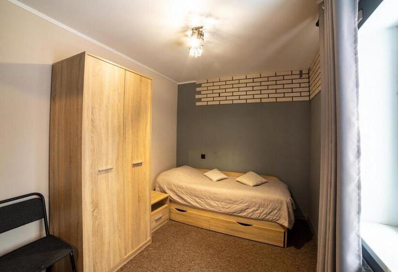 Retkeilymaja Sacvoyage