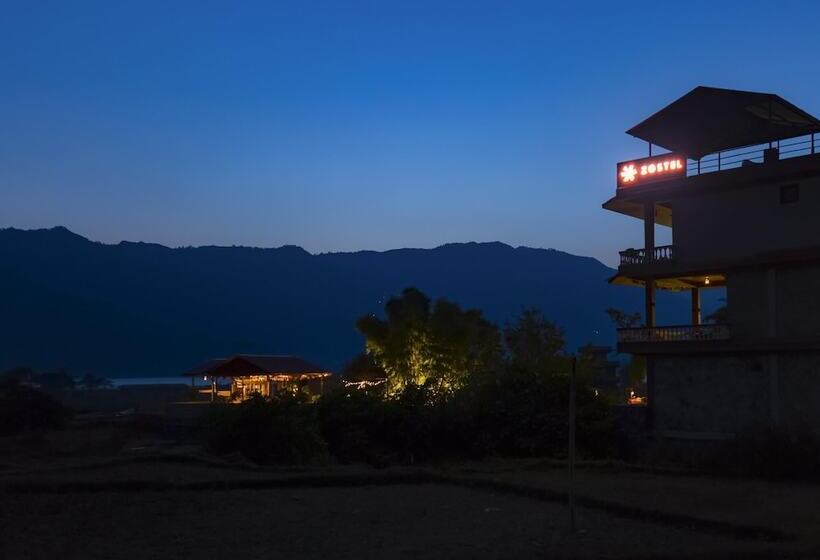 הוסטל Zostel Pokhara