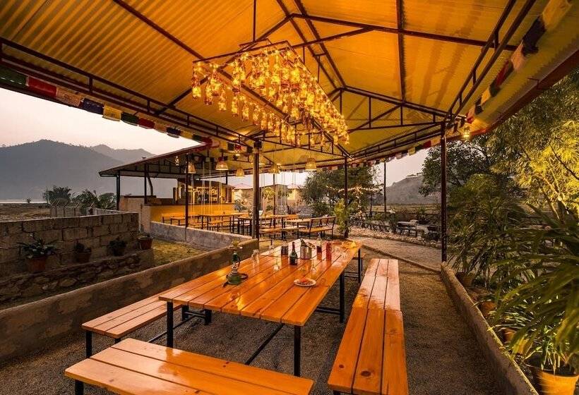 הוסטל Zostel Pokhara