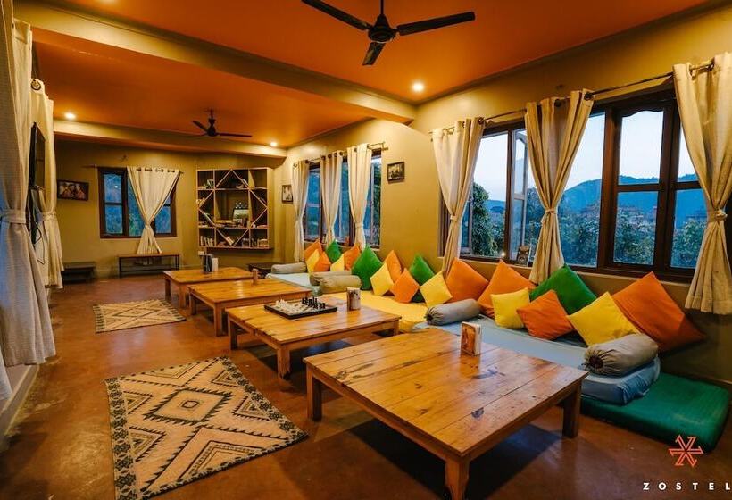 הוסטל Zostel Pokhara