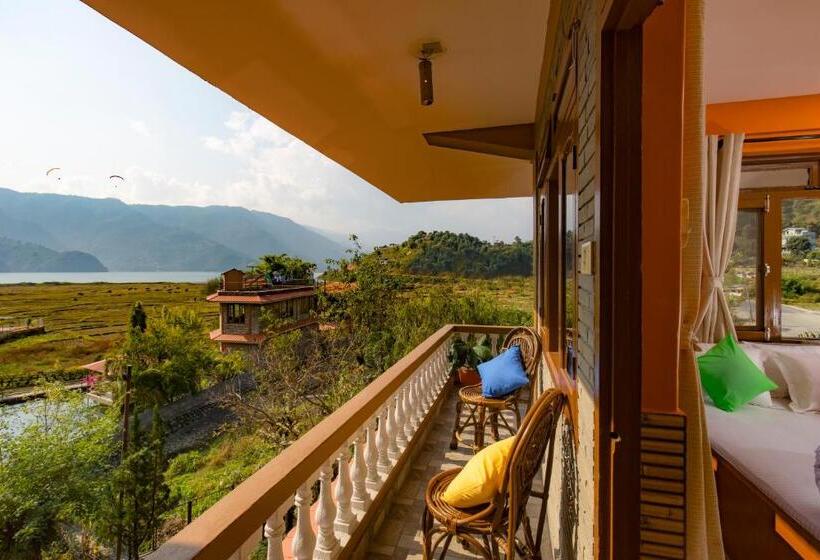 הוסטל Zostel Pokhara