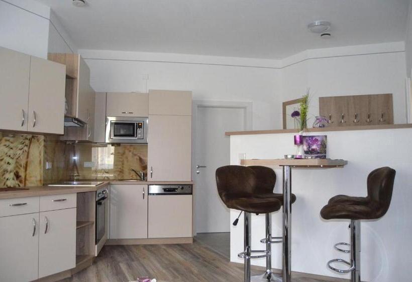 住宿加早餐 Pension Zum Strell